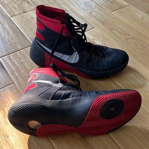 Nike Hyperdunk 2015